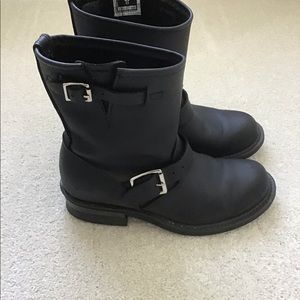 Frye  Boots